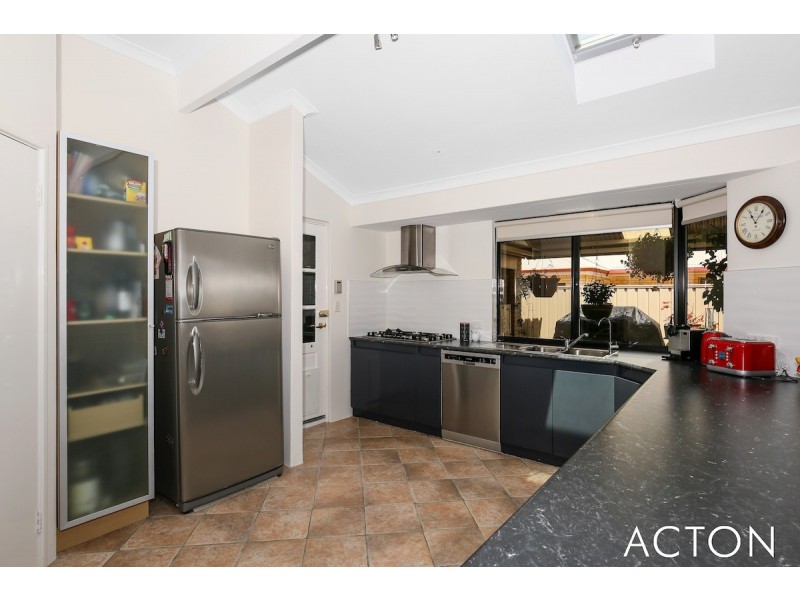 25 Lambrook Mews, Erskine WA 6210