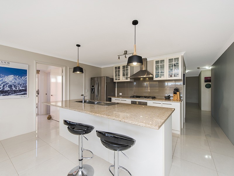 7 Tanderra Place, South Yunderup WA 6208