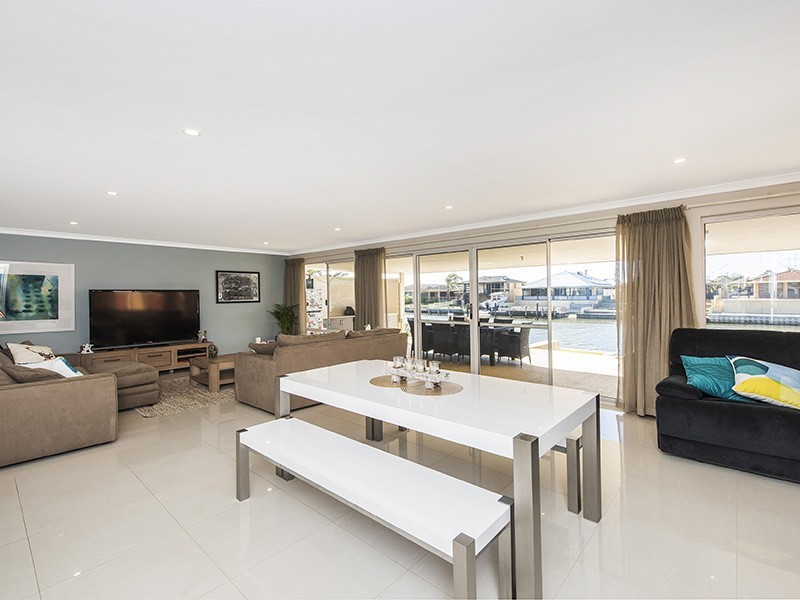 7 Tanderra Place, South Yunderup WA 6208