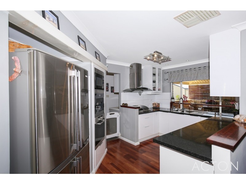 198 Ormsby Terrace, Silver Sands WA 6210