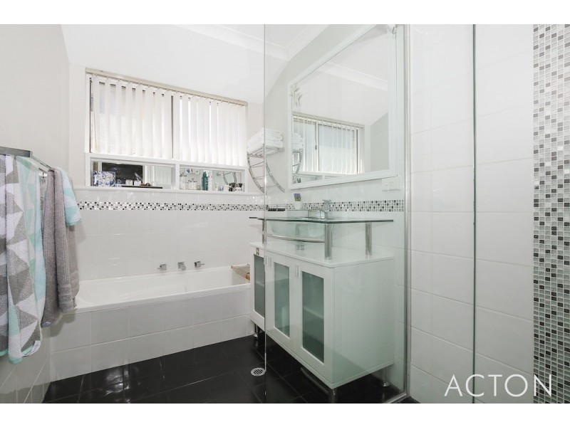 198 Ormsby Terrace, Silver Sands WA 6210