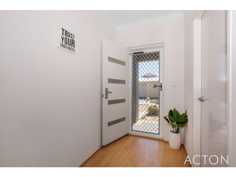 2/21 Southmead Green, Erskine WA 6210