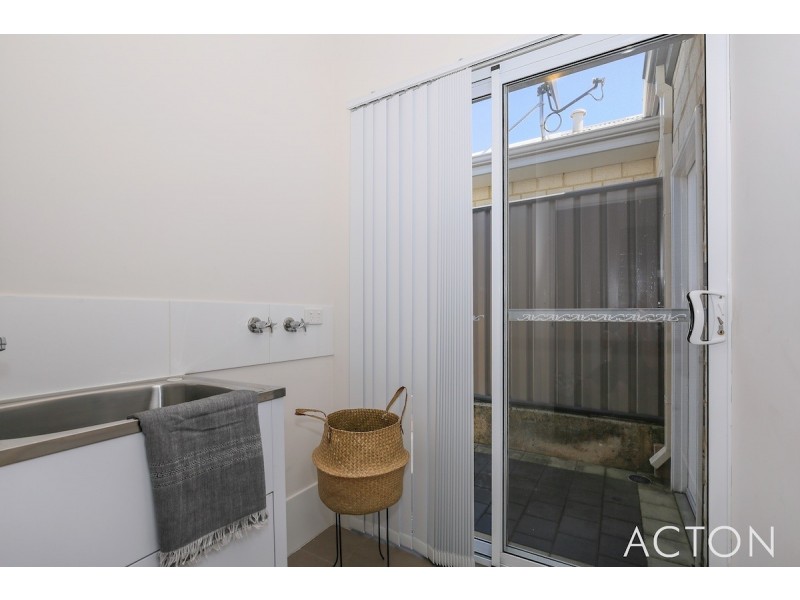 2/21 Southmead Green, Erskine WA 6210