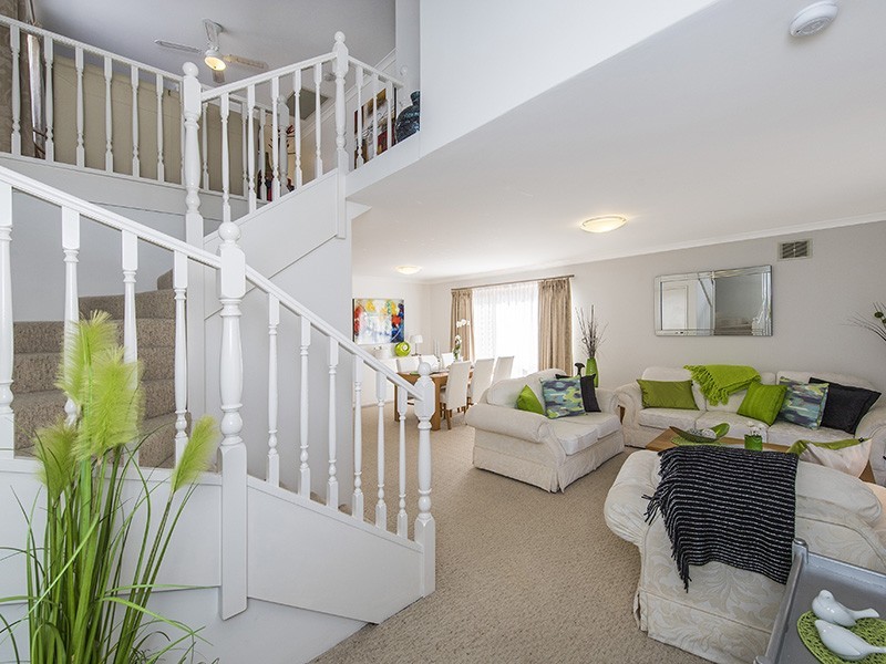 22 Quayside Close, Halls Head WA 6210