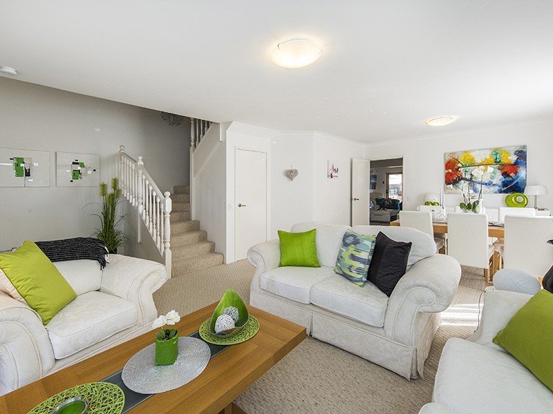 22 Quayside Close, Halls Head WA 6210