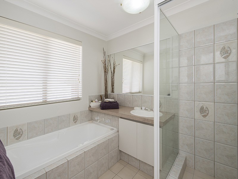 22 Quayside Close, Halls Head WA 6210