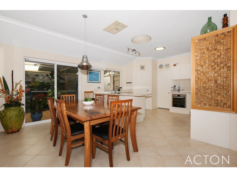 13 Onslow Court, Erskine WA 6210