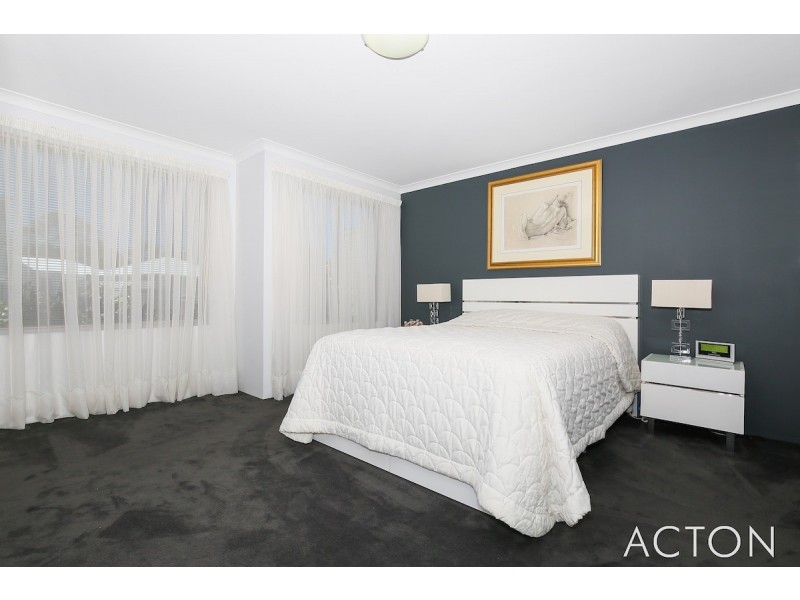13 Onslow Court, Erskine WA 6210