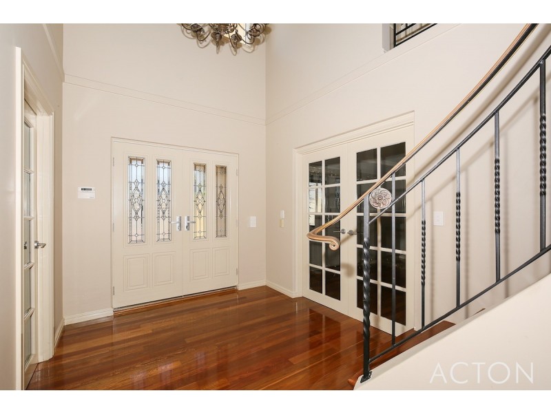 29 Sirrocco Drive, Erskine WA 6210