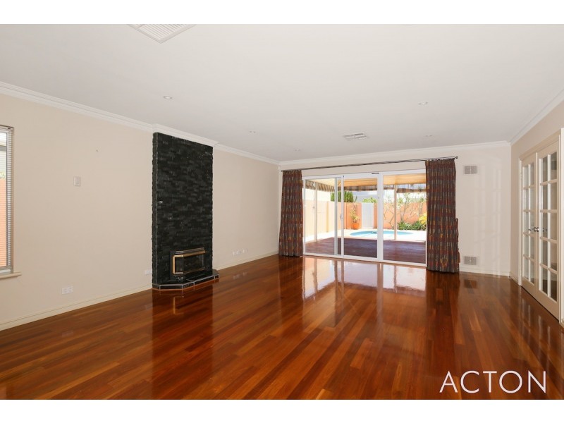 29 Sirrocco Drive, Erskine WA 6210