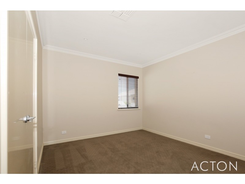 29 Sirrocco Drive, Erskine WA 6210