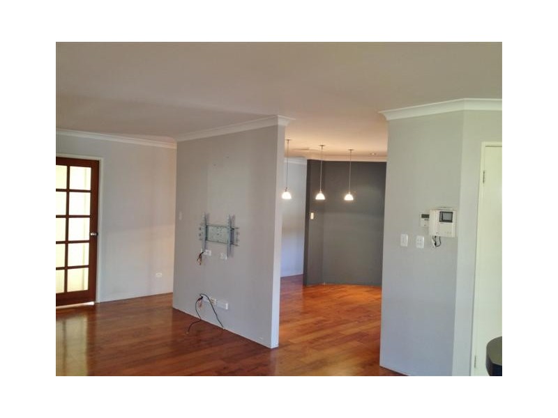 8 Dunsborough Court, Dawesville WA 6211