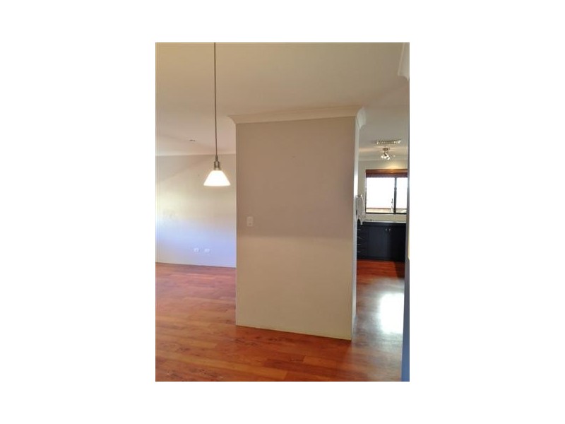 8 Dunsborough Court, Dawesville WA 6211