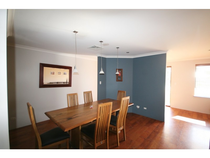 8 Dunsborough Court, Dawesville WA 6211