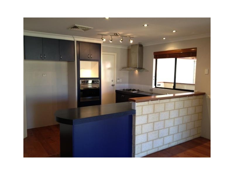 8 Dunsborough Court, Dawesville WA 6211