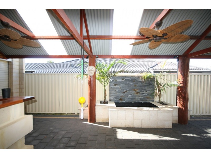 8 Dunsborough Court, Dawesville WA 6211