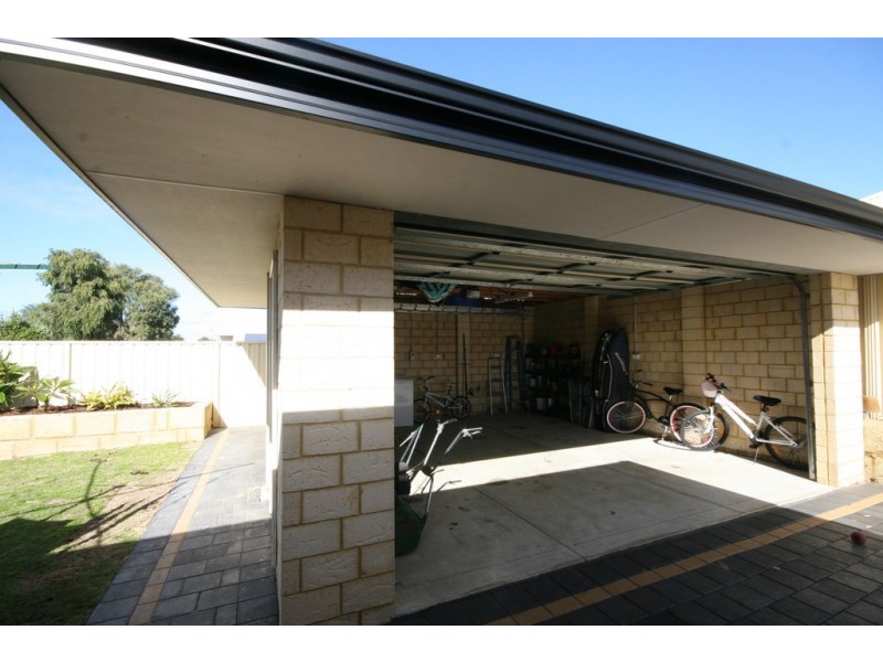 8 Dunsborough Court, Dawesville WA 6211