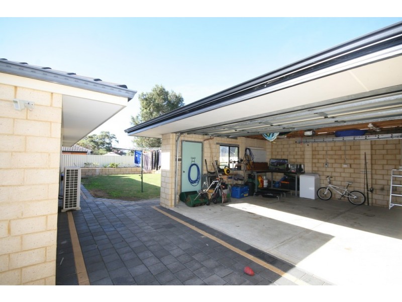 8 Dunsborough Court, Dawesville WA 6211