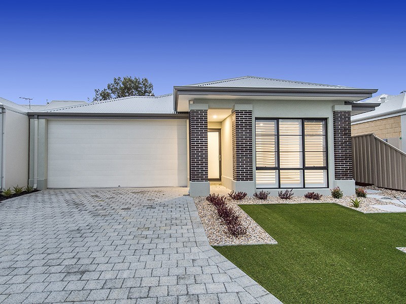 52 Navigator Loop, Erskine WA 6210