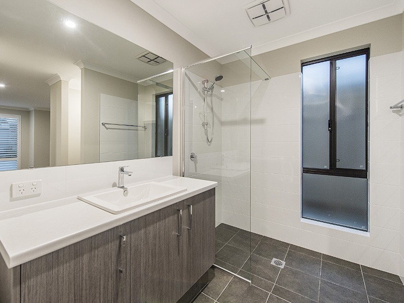 52 Navigator Loop, Erskine WA 6210