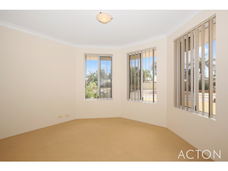 31 Bortolo Drive, Greenfields WA 6210