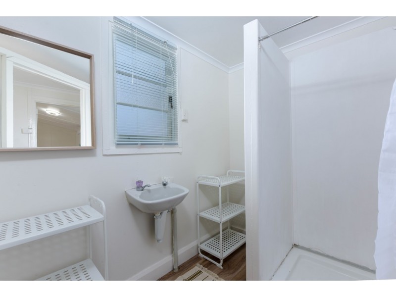 9 Boundary Road, Dudley Park WA 6210