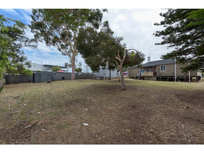 9 Boundary Road, Dudley Park WA 6210