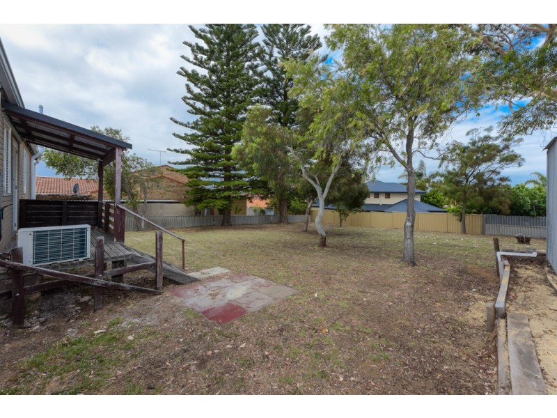 9 Boundary Road, Dudley Park WA 6210