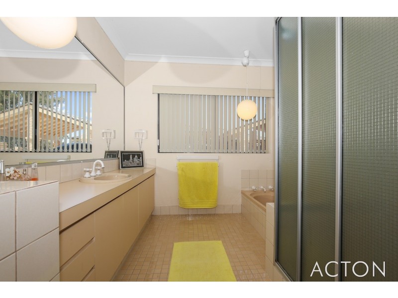 29 Blackwood Parade, Dudley Park WA 6210