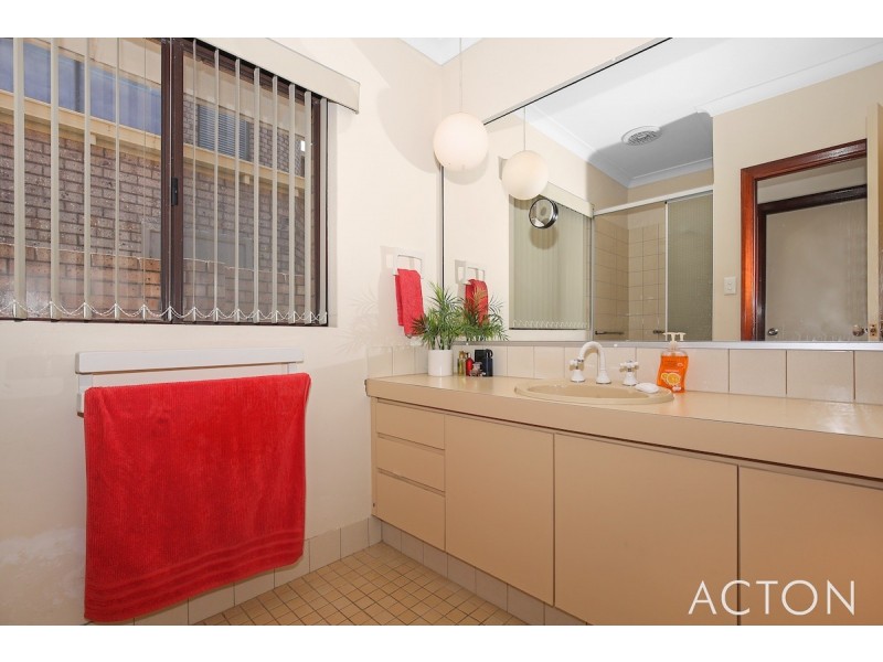 29 Blackwood Parade, Dudley Park WA 6210