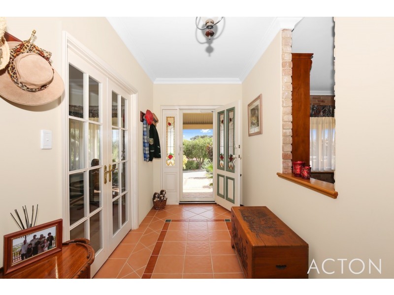 5 Scenic Drive, Falcon WA 6210