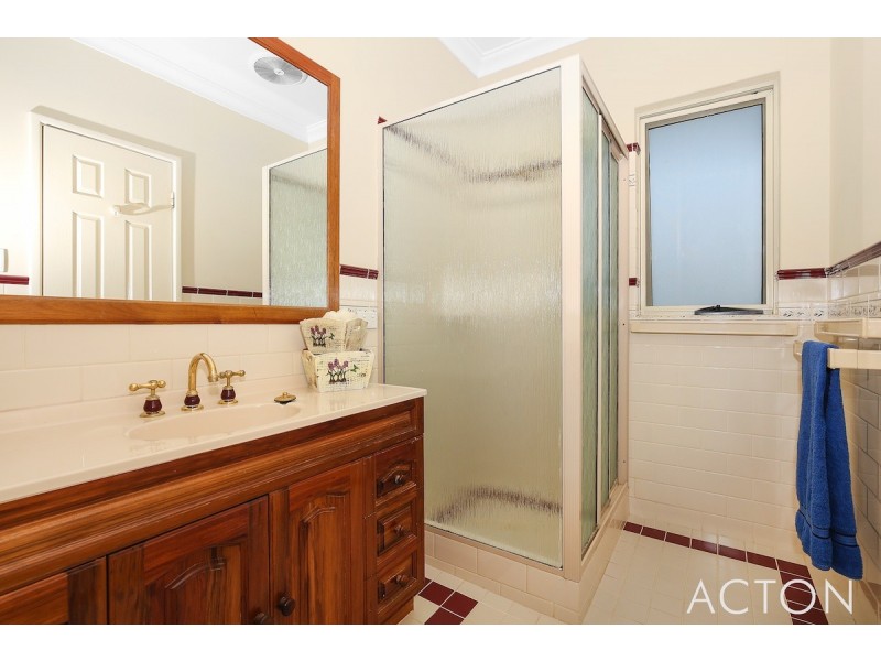 5 Scenic Drive, Falcon WA 6210