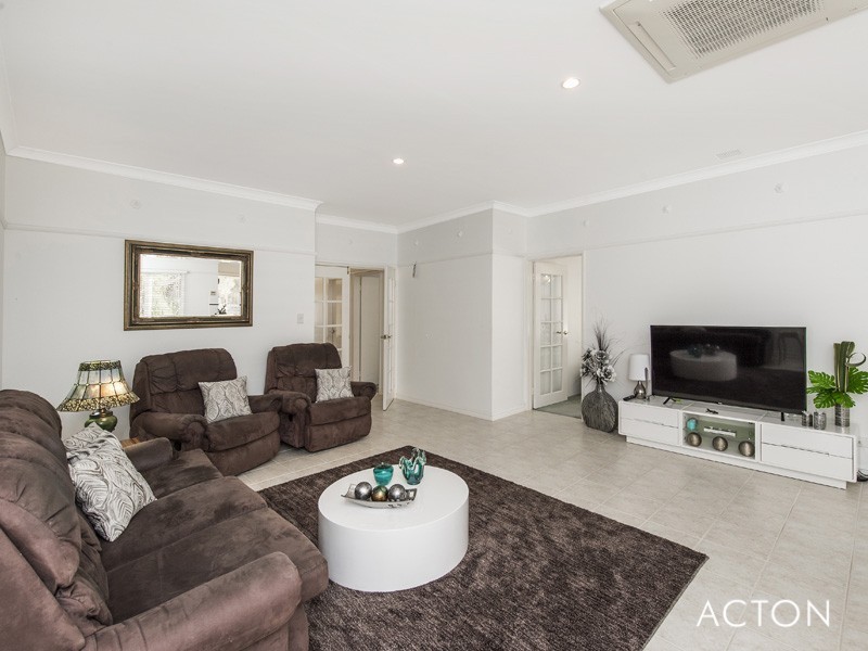 2 Eucla Mews, Erskine WA 6210