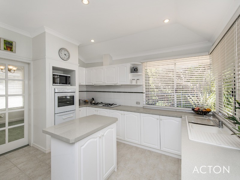 2 Eucla Mews, Erskine WA 6210