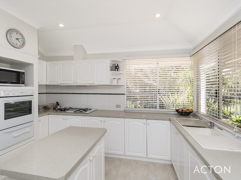 2 Eucla Mews, Erskine WA 6210