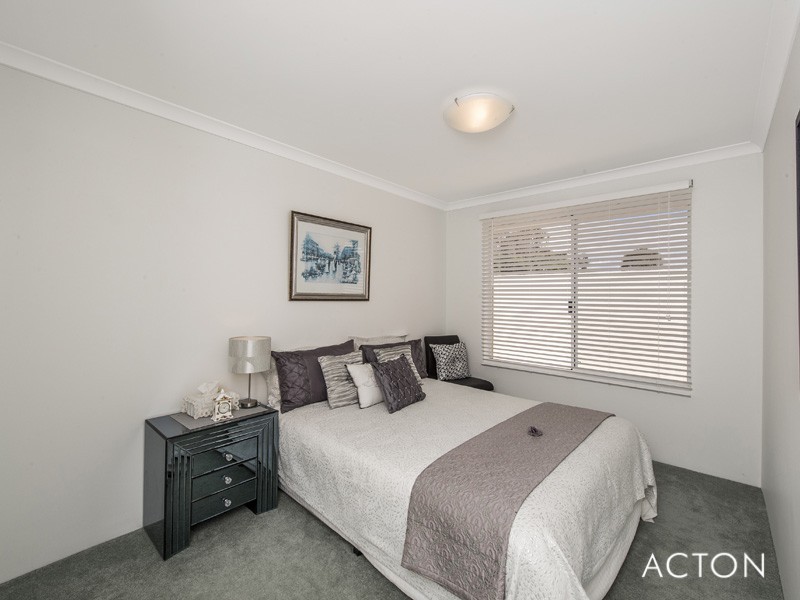 2 Eucla Mews, Erskine WA 6210