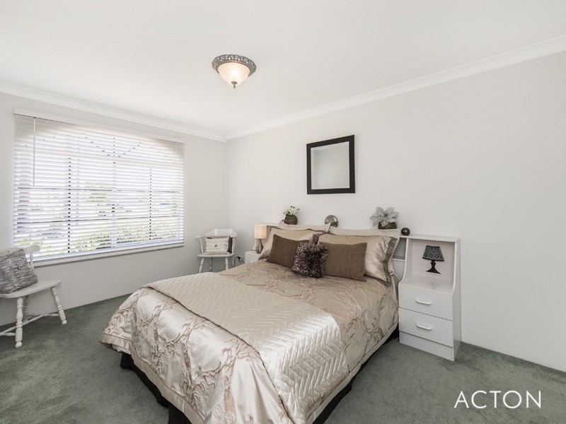 2 Eucla Mews, Erskine WA 6210