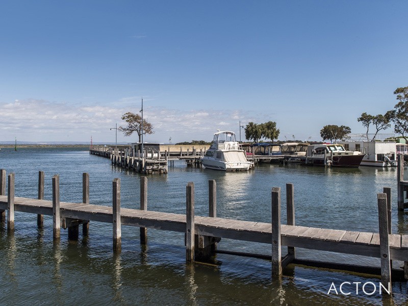 2 Eucla Mews, Erskine WA 6210