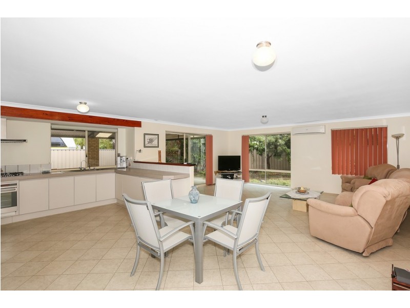 80 Waldron Boulevard, Greenfields WA 6210