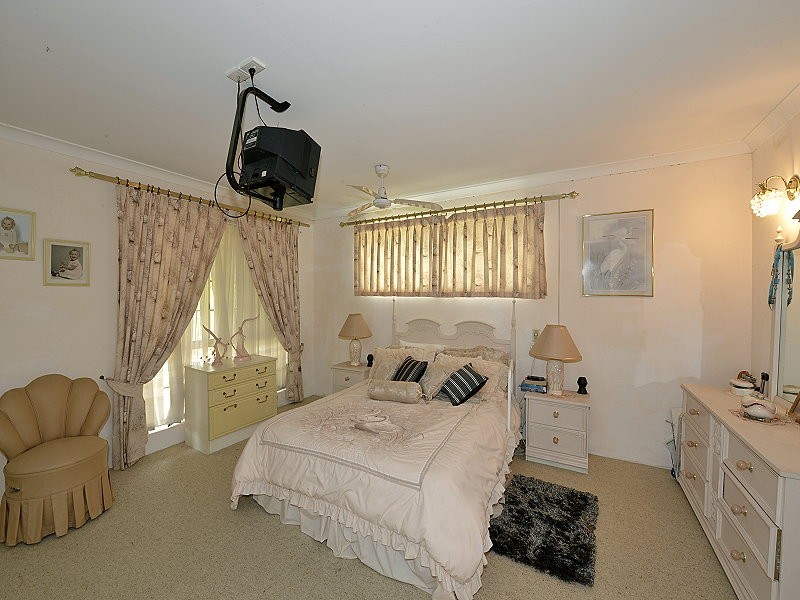 23 Flinders Close, Barragup WA 6209