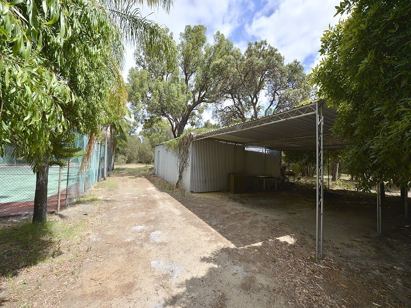 23 Flinders Close, Barragup WA 6209