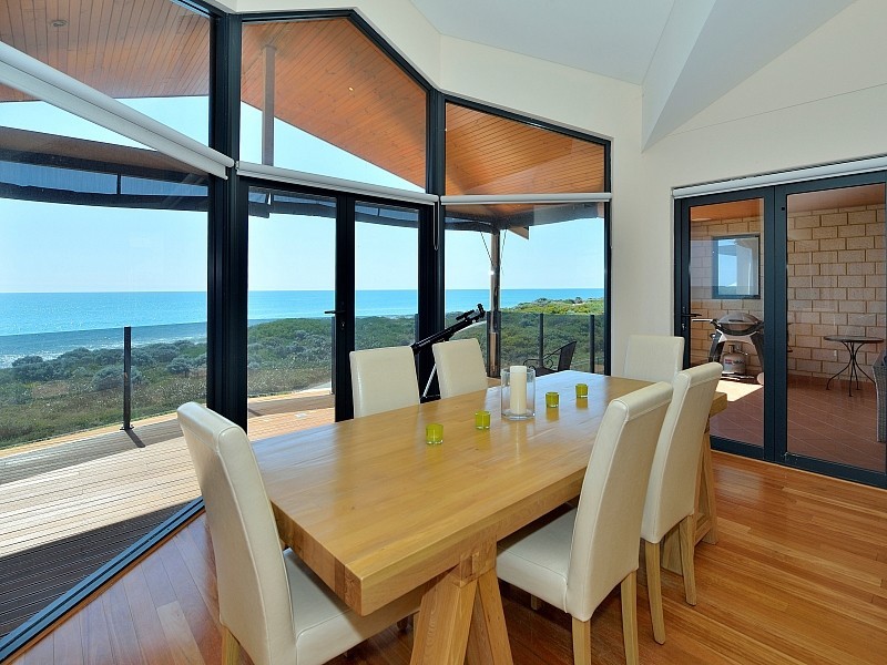 103 Boardwalk Boulevarde, Halls Head WA 6210