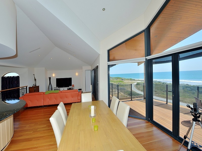 103 Boardwalk Boulevarde, Halls Head WA 6210
