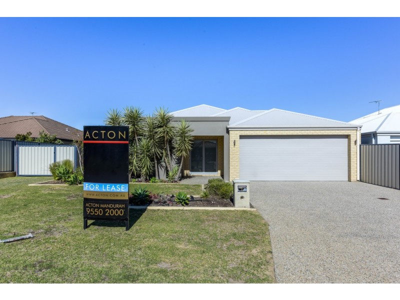 4 Bamburgh Turn, Meadow Springs WA 6210