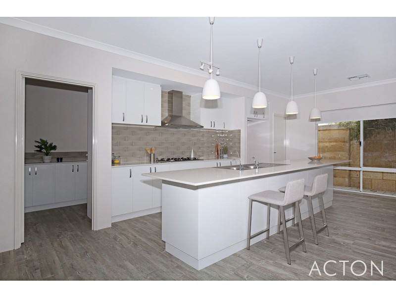 24 Tasman Loop, Dudley Park WA 6210