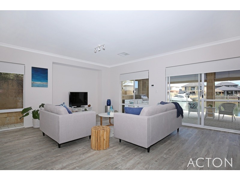 24 Tasman Loop, Dudley Park WA 6210