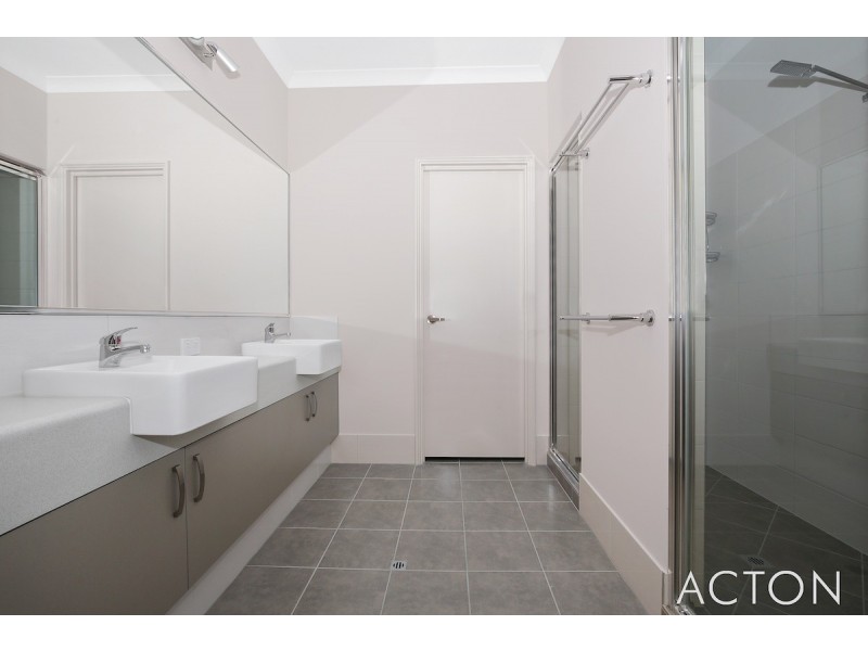 24 Tasman Loop, Dudley Park WA 6210