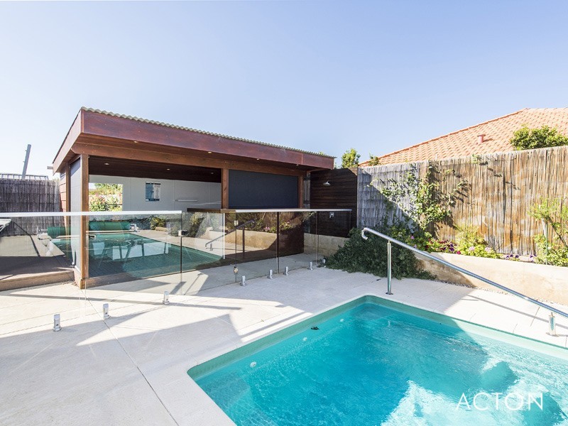 74 Seascapes Boulevard, Halls Head WA 6210