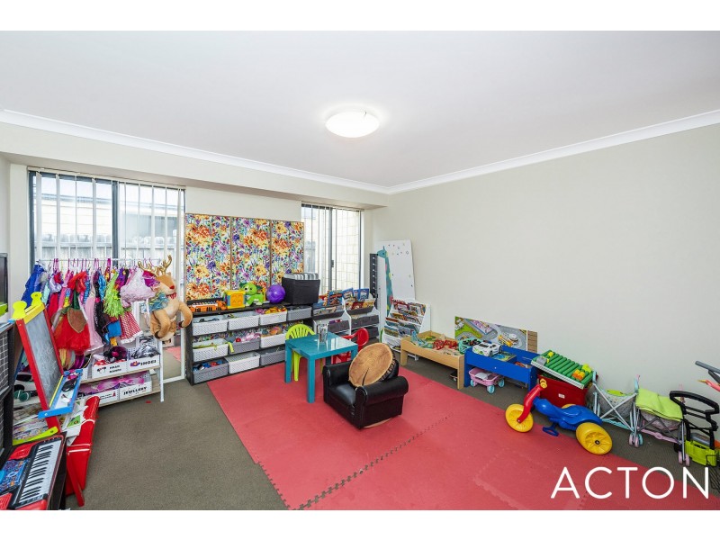 22 Anhinga Trail, Dudley Park WA 6210