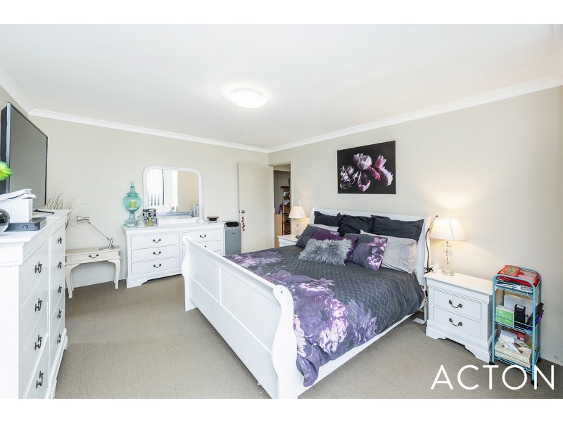 22 Anhinga Trail, Dudley Park WA 6210